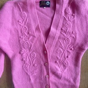 Vintage pink embroidered cardigan dolman sleeve sweater